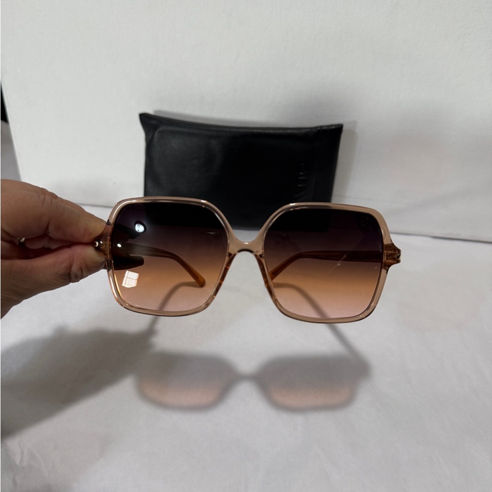 Quay Australia Gradient Sunglasses PRESS TOUR - Picture 6 of 11